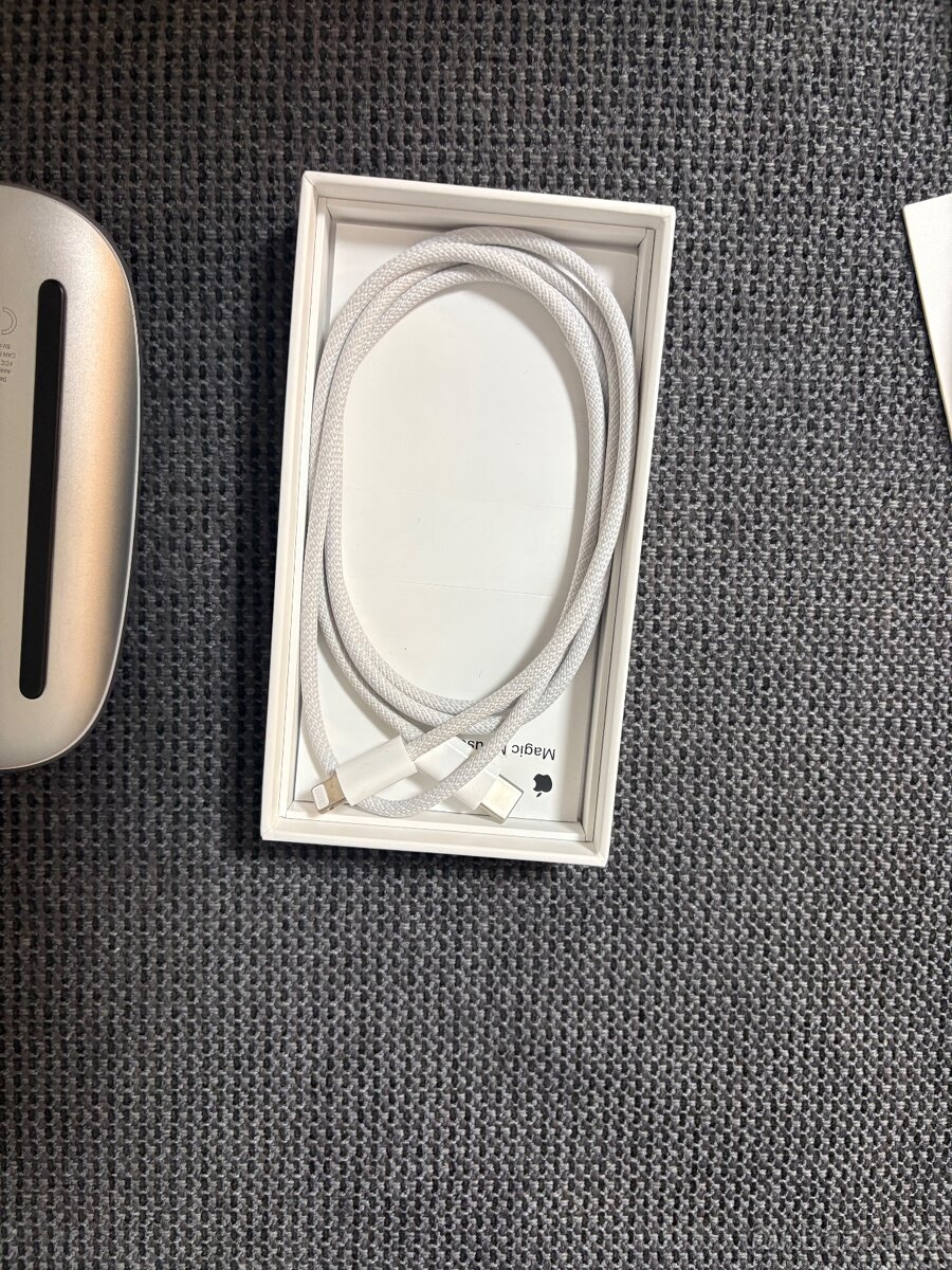 Apple Magic Mouse - 4