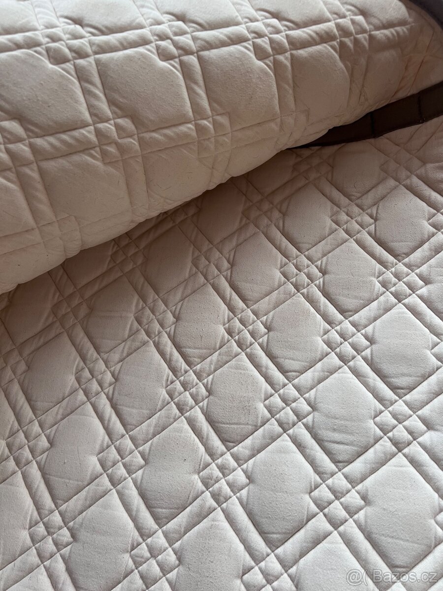 Eskadron podsedlová dečka - 4