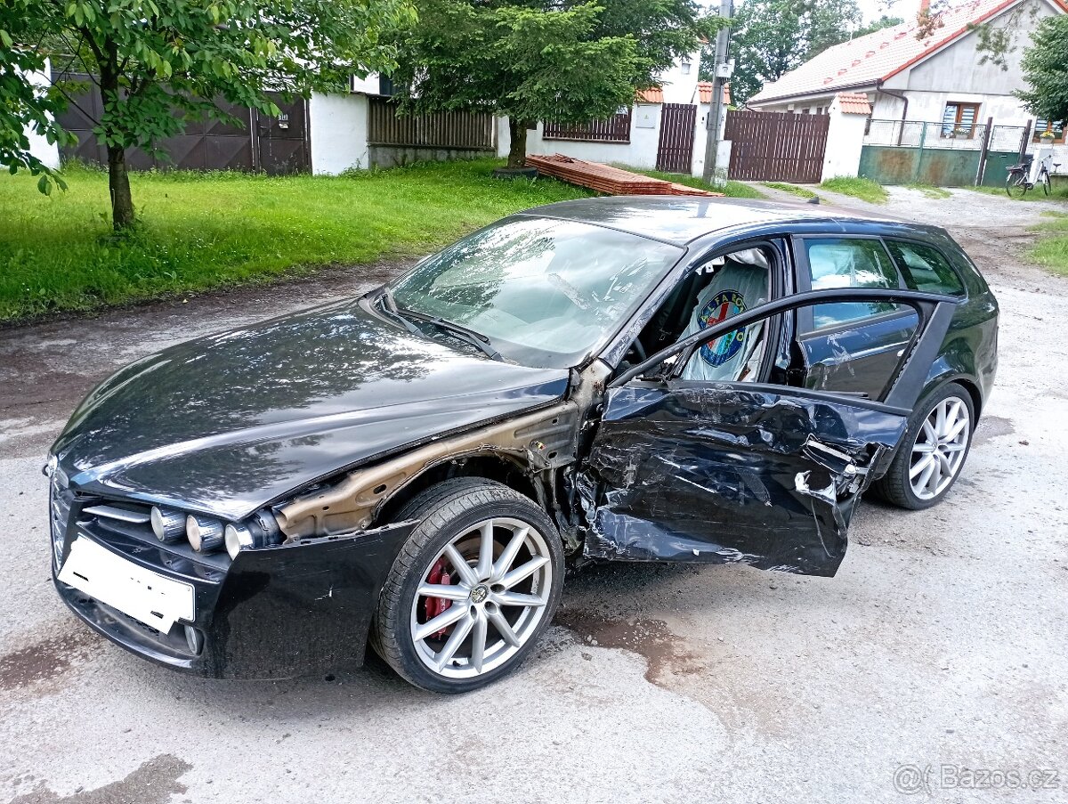 Alfa Romeo 159 2.4JTDm 154kw TI - 4