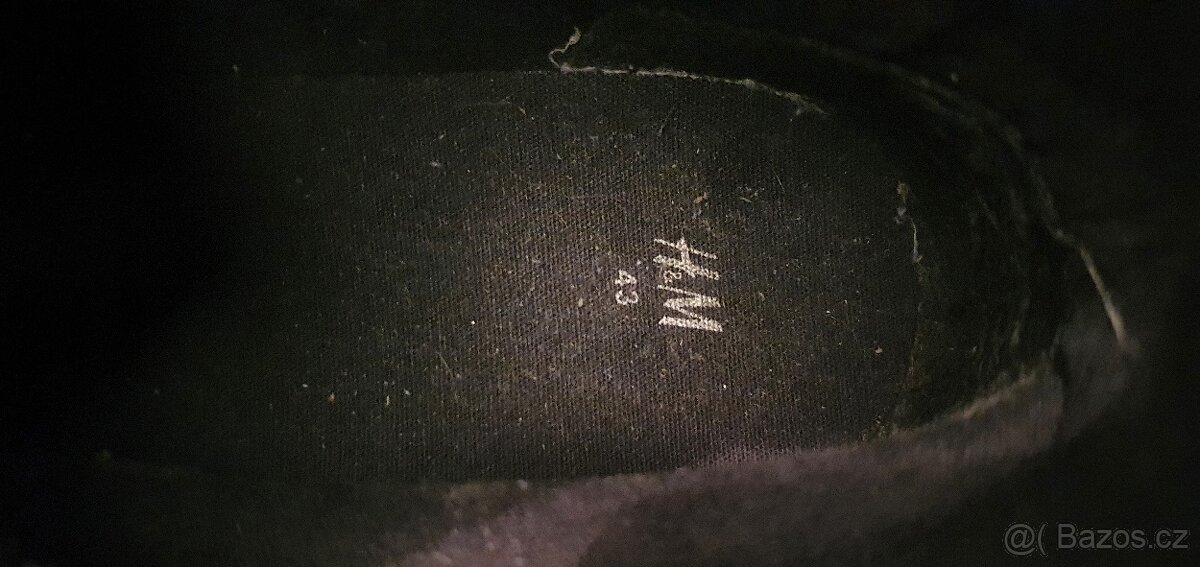 Boty HM vysoké vel. 43 "nové" - 4