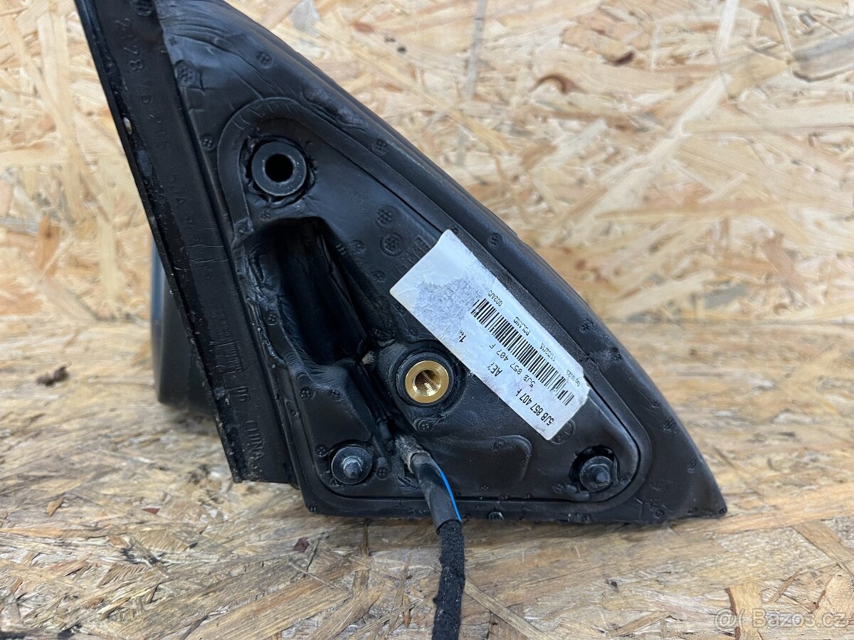 LEVÉ ZRCÁTKO ŠKODA RAPID 5 PIN - 4