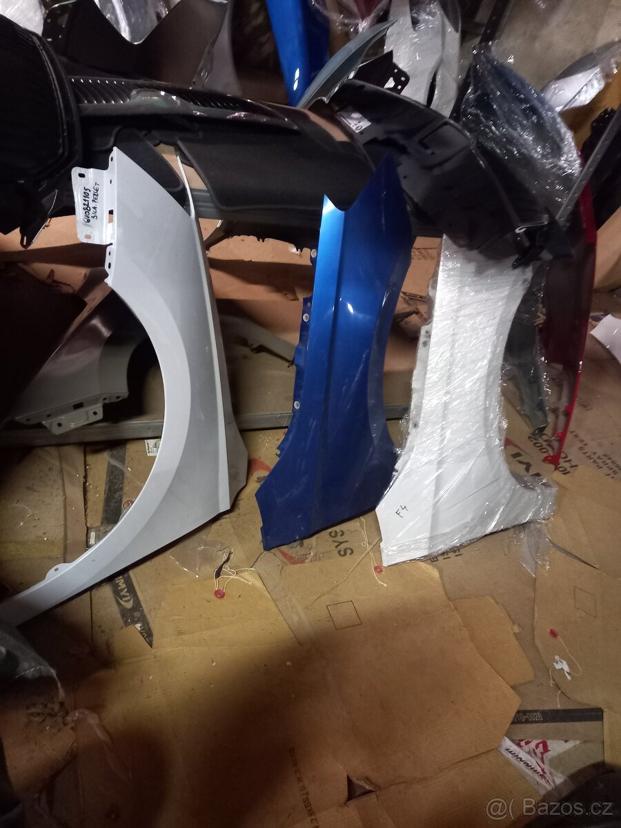 Škoda octavia fabia blatník jakákoliv barva, kus 3500,- - 4