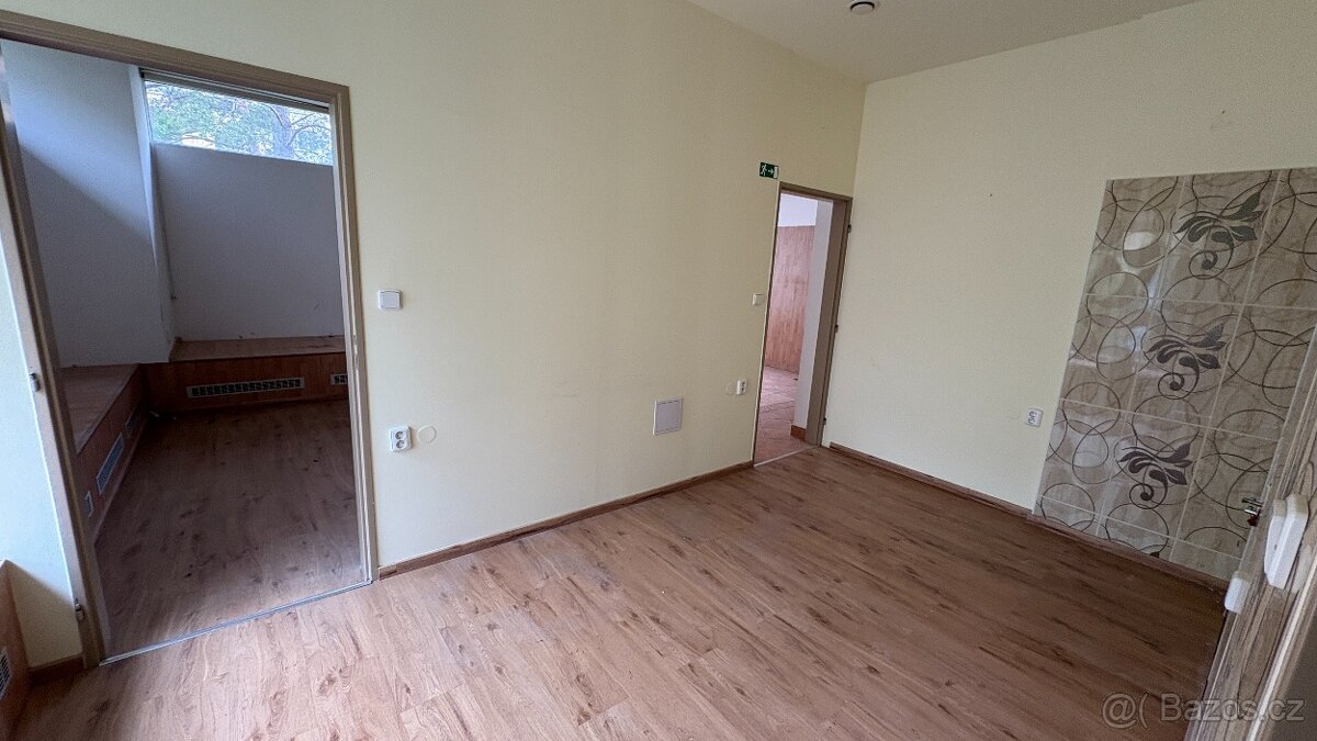Nebytový prostor zkolaudovaný jako ordinace Pardubice - 4