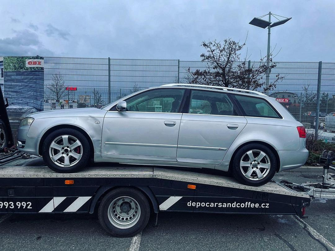 Náhradní díly Audi A4 B7 8E S-Line avant 2007 BPW HCF LY7W - 4