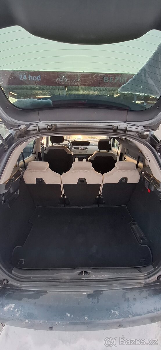 Prodám auto Citroën c4 picaso - 4