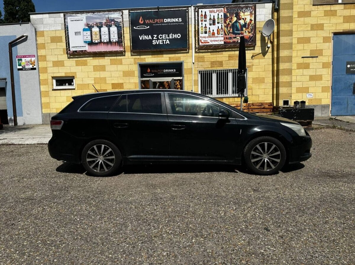 Toyota Avensis combi 2.2 D-4D Exclusive - 4