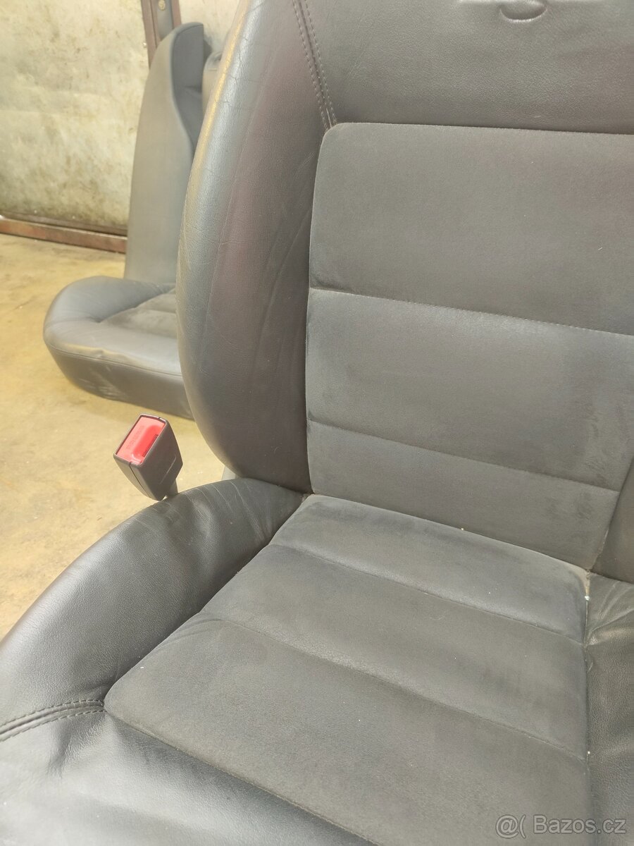 Sedačky Octavia II - Laurin & Klement - 4