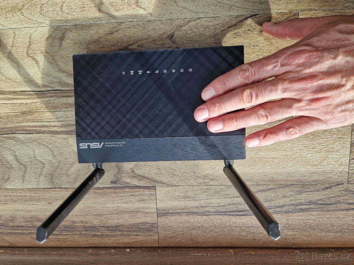 Wifi router Asus RT-AC 51U - 4