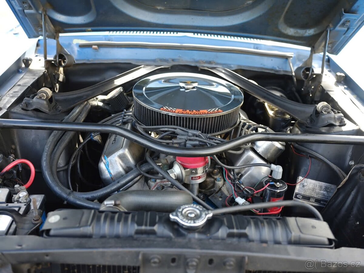 Ford Mustang Fastback - 4