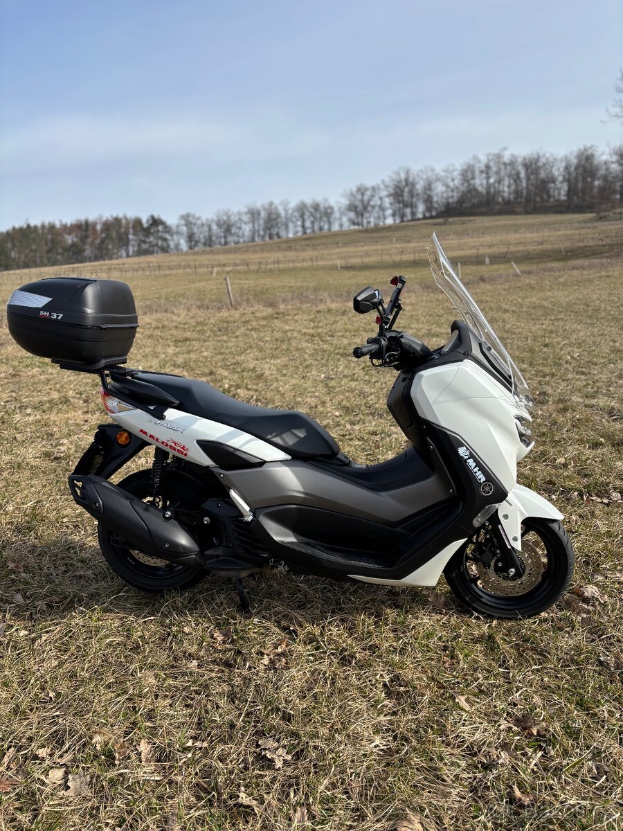 Yamaha NMAX 125 - 4