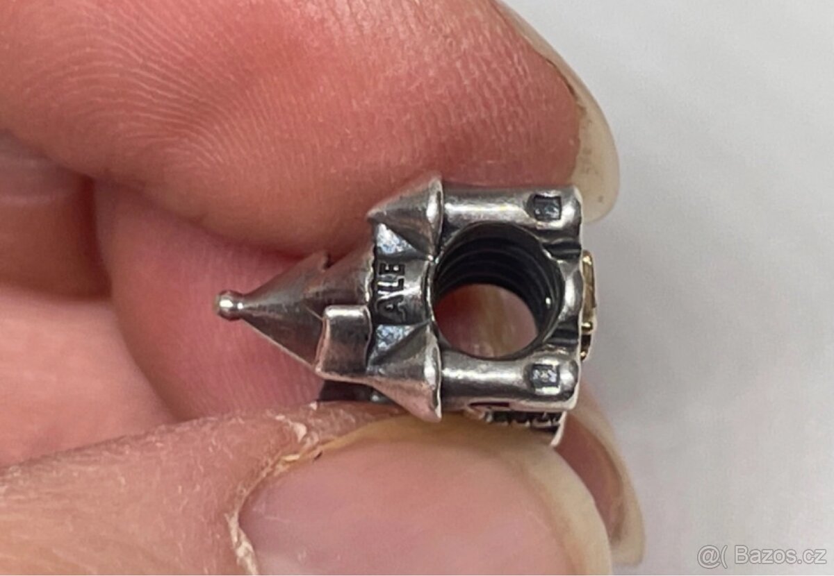 Pandora koralek - hrad - 4