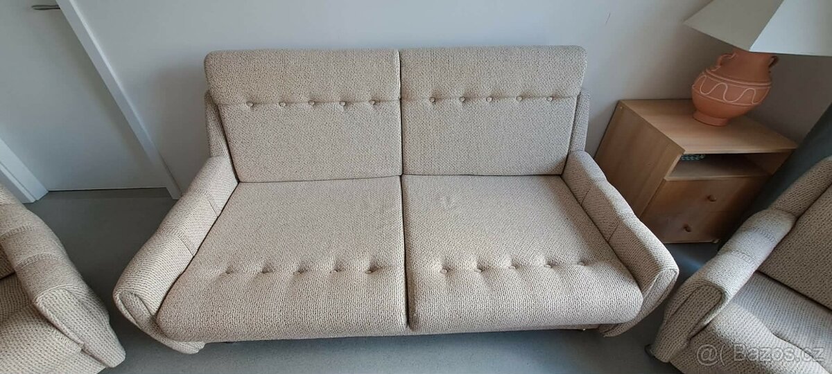 Rozkládací gauč a 2 křesla - 4