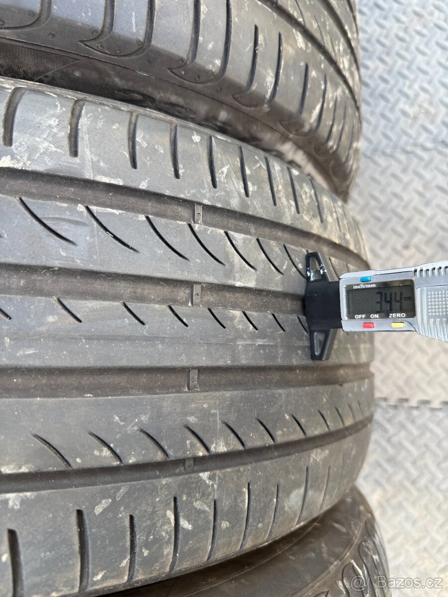 235/45/19 - Pirelli letní sada pneu - 4