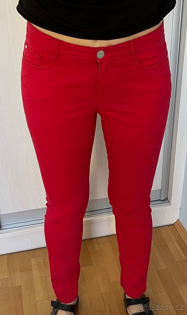 Dám. červené letní plátěné kalhoty, vel. 38, sleva 1.660 Kč - 4