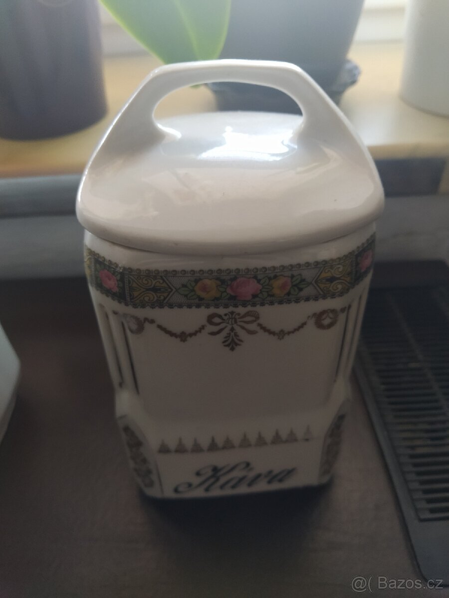 KERAMICKÉ DÓZY - 4