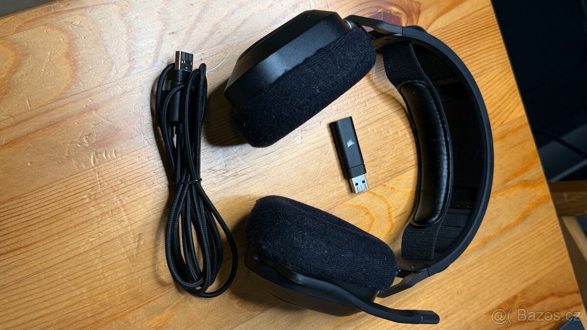Corsair HS80 RGB Wireless (0048) - 4