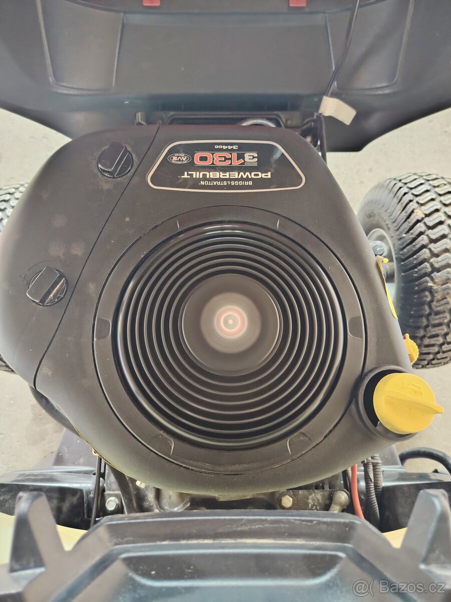 Prodám zahradní traktor castelgarden - 4