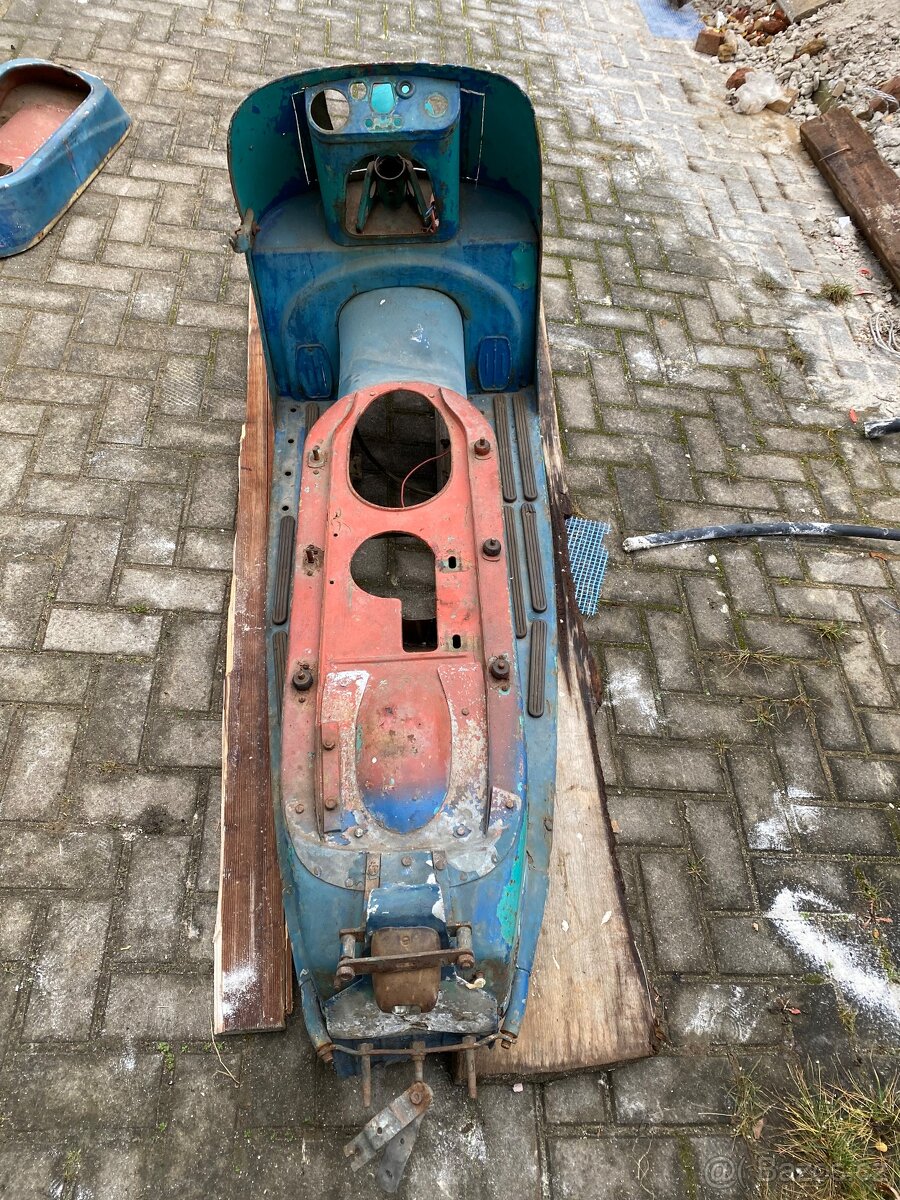 Čz 501 Prase díly - 4