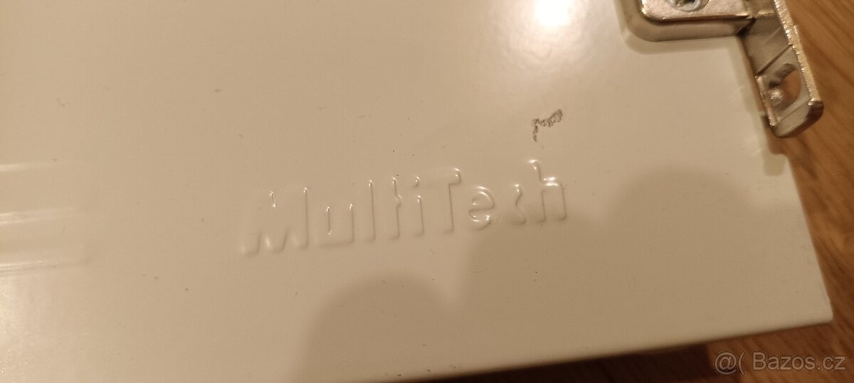 Hettich 9127901 Multitech, bílá zásuvka - 4 sady - 4