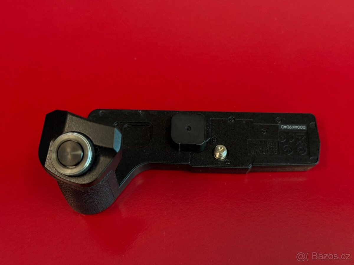 Olympus grip ECG-5 pro E-M5 Mark III / OM System OM-5 - 4