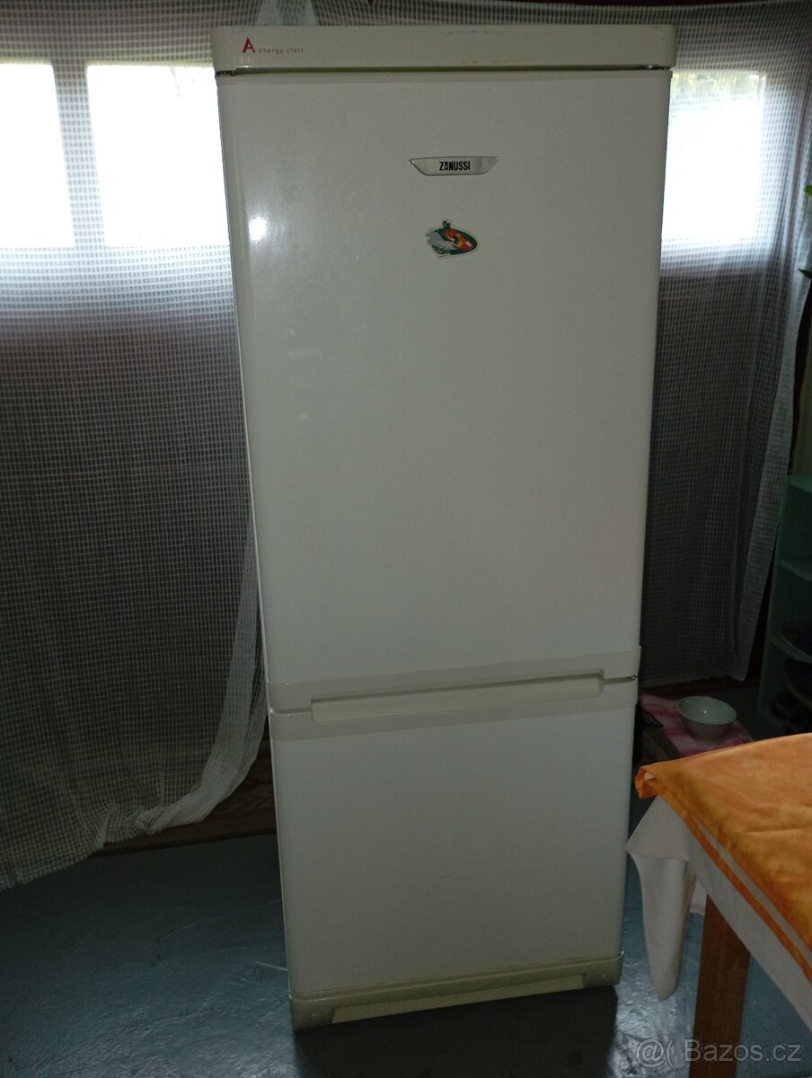 Lednička s mrazákem - 4