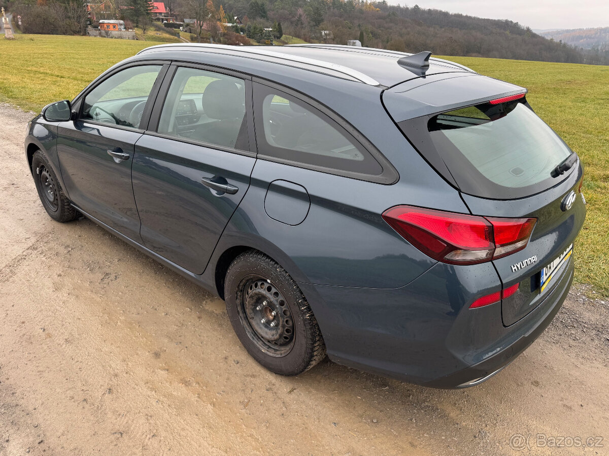 i30 1.6CRDi 85kW NOVÝ MODEL ZÁRUKA KAMERA 2x KOLA ČR DPH - 4