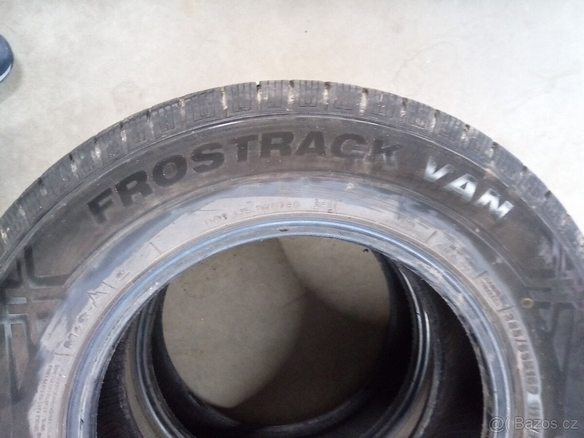 2 kusy zimních pneu zn. Minerva 235/65 R 16 C - 4