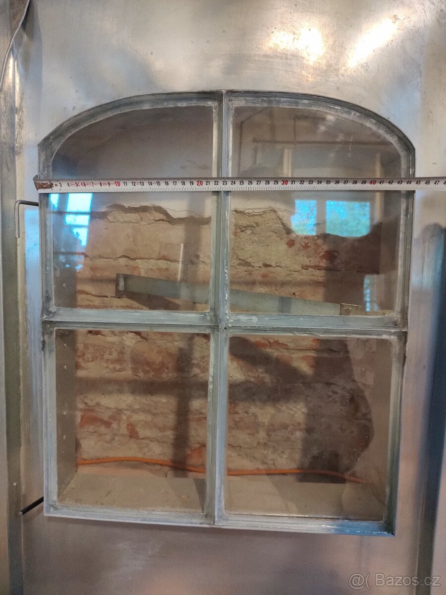 historický střešní výlez (replika) - 4