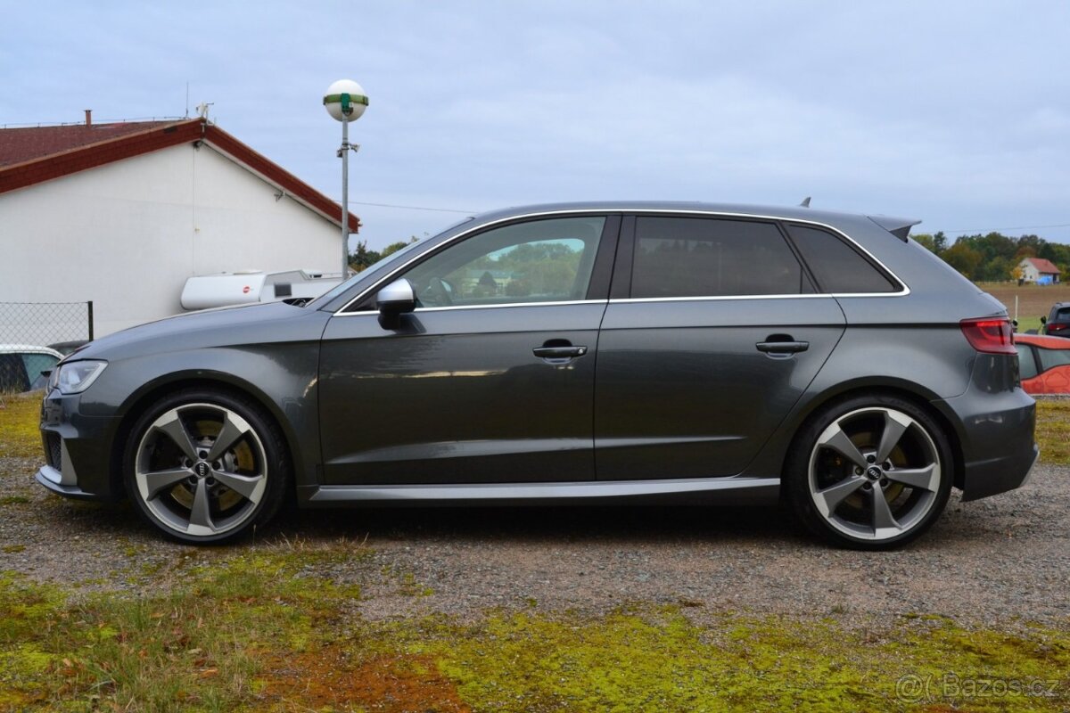Audi RS3 Sportback 2.5 TFSI Quattro - 4