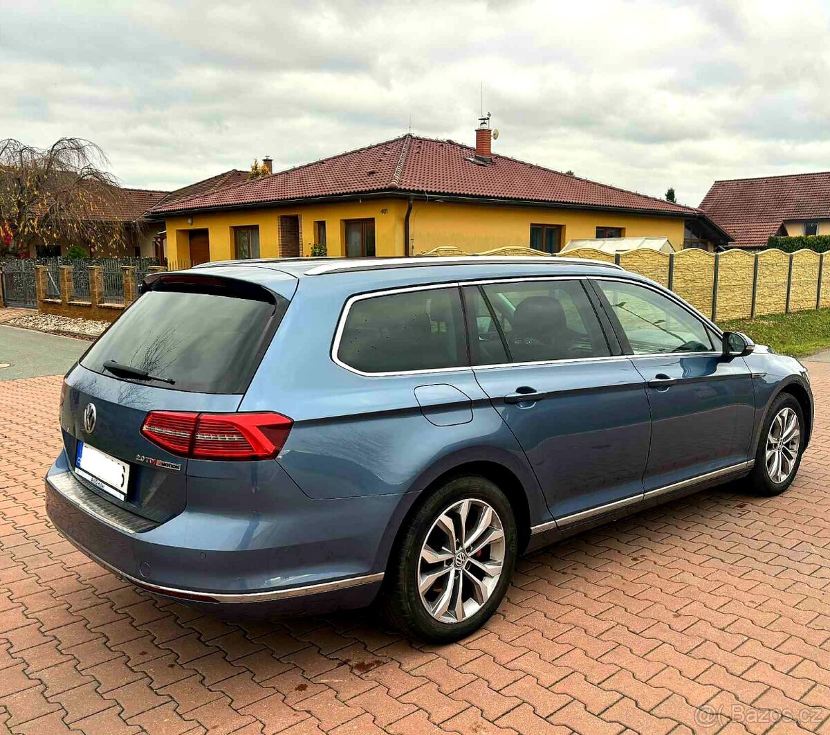 VW Passat B8 2.0 TDI 140kw Highline full LED DSG - 4