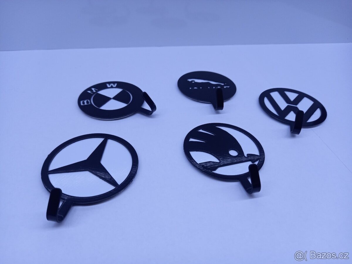 Mini věšáčky na klíče s logem 5cm - 4