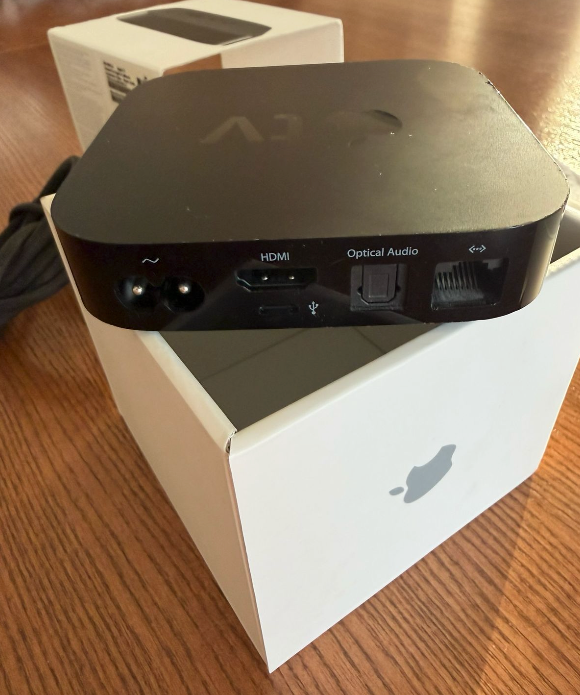 Apple TV (model A1469) – FullHD, AirPlay - 4