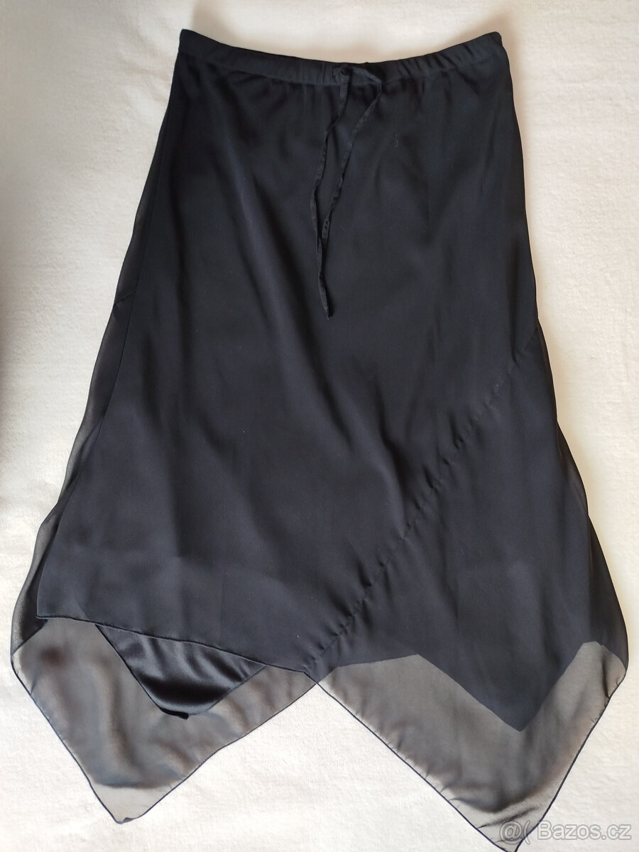 černá sukně, zn.HM - 4