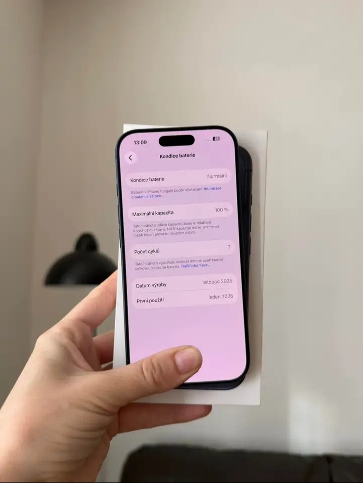 iPhone 17 ProMax - 4