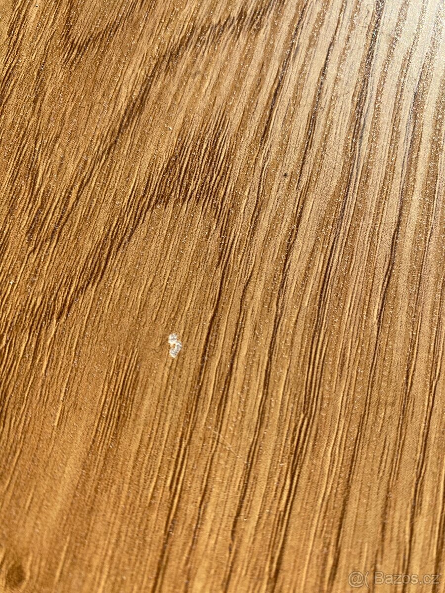 Konferenční stolek - 4