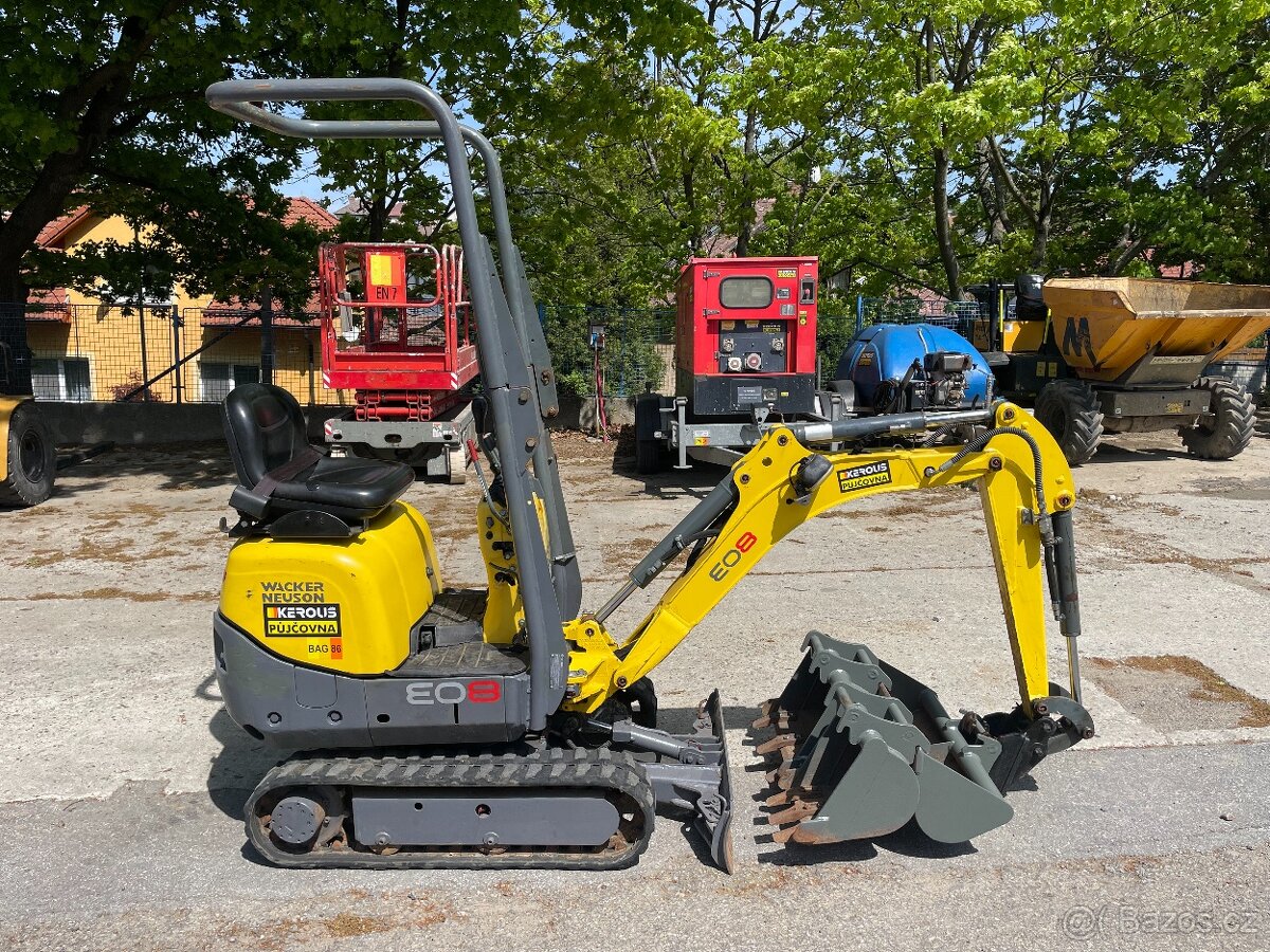 Pásový minibagr Wacker Neuson 803 - 4