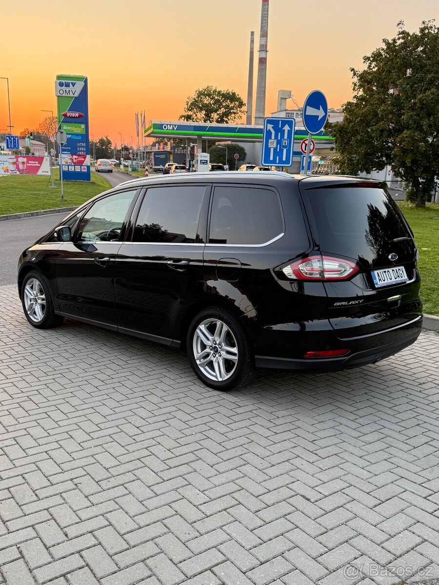 Ford Galaxy 1.5 Ecoboost 121kw—Titanium—manuál—2019–7 mist— - 4