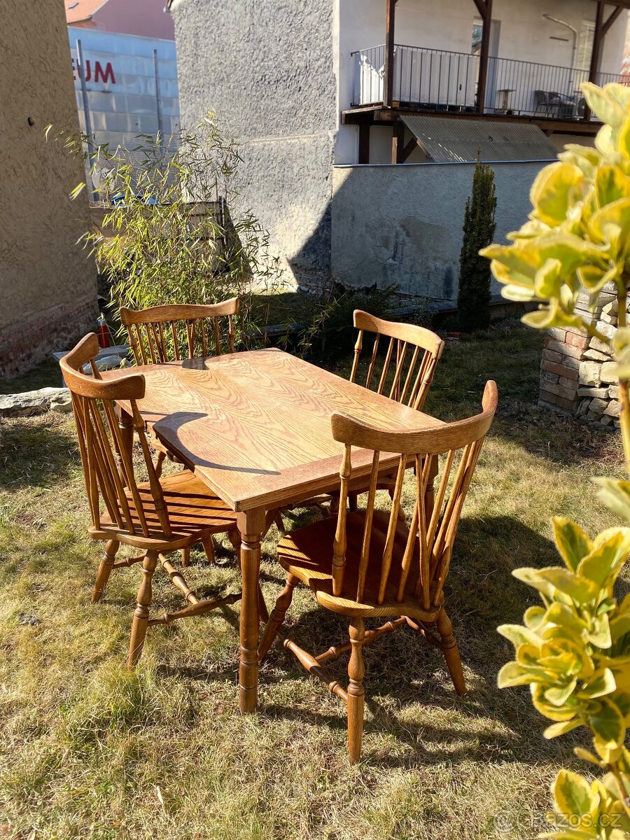 Jídelní rustikální stůl rozkládací + 4 židle - 4