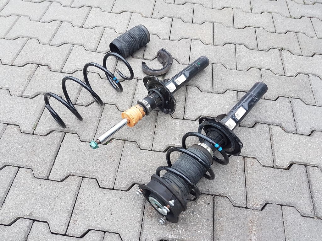 Přední tlumič, pružina Octavia III 5Q0413023GJ - 4