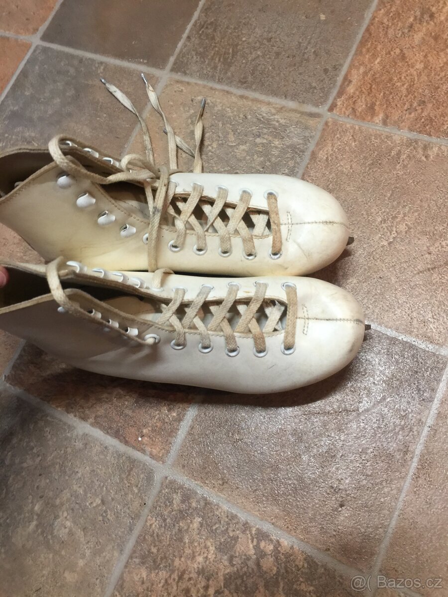 Brusle klasické dámské dívčí vel. 34 - 4