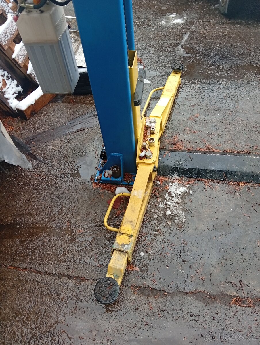Zvedák 3,5 T - 4