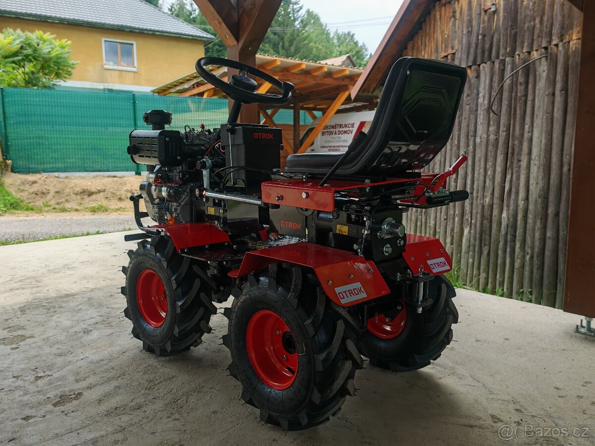 Malotraktor 4x4 Diesel - 4