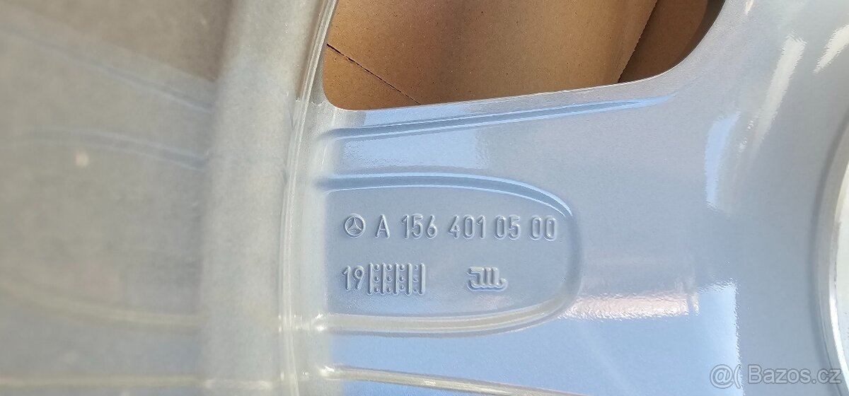 Nové kolo Mercedes AMG GLA 18" - sleva 62% - 4