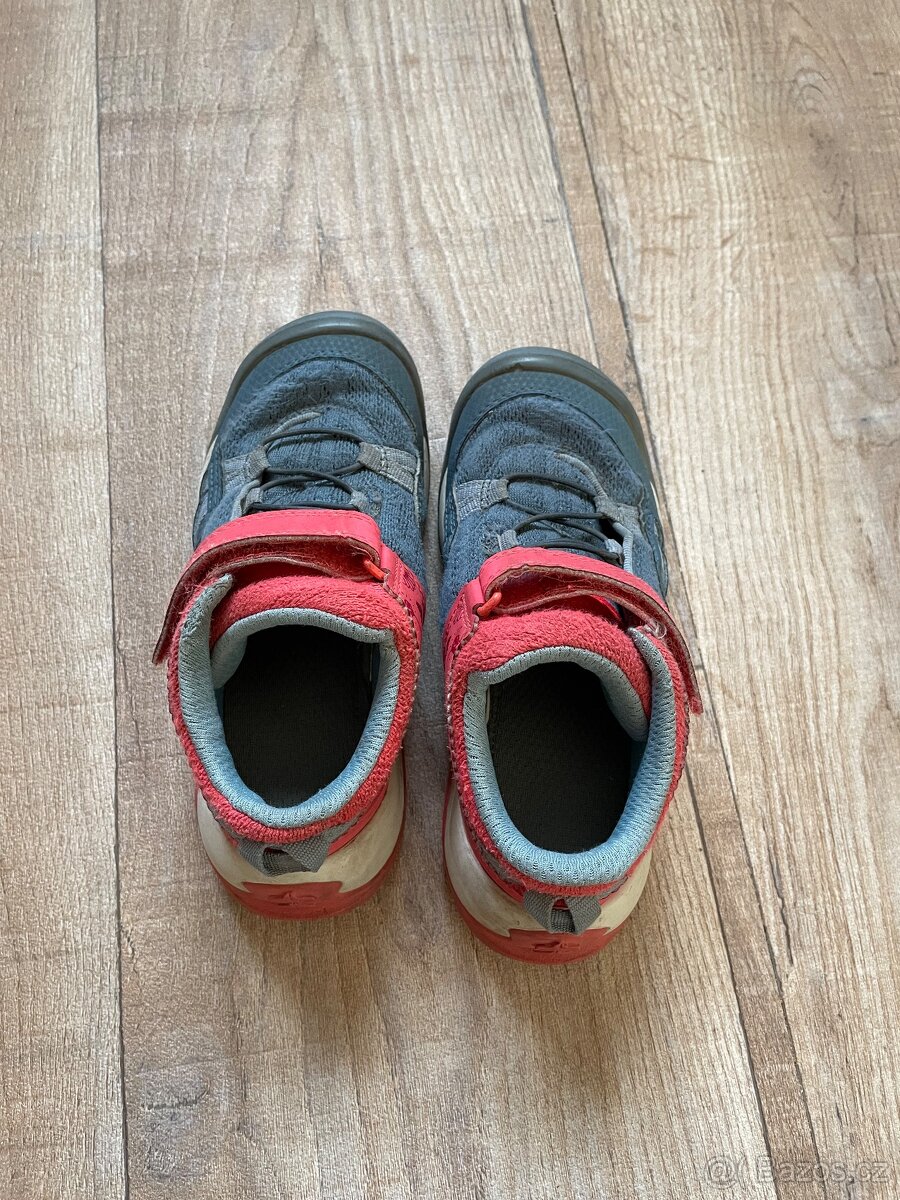 Dívčí turistická obuv Decathlon 29 - 4