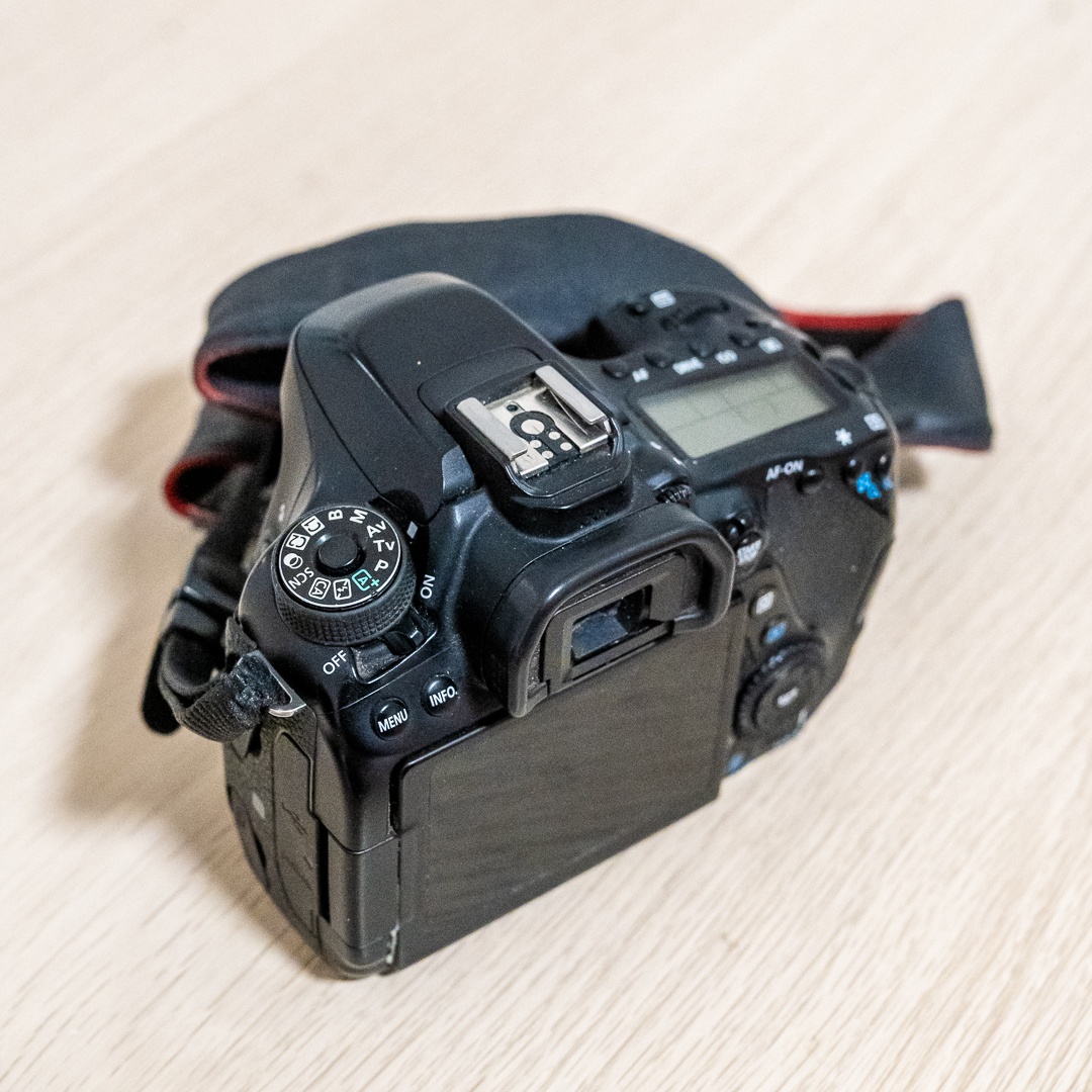 Prodám Canon 80D - 4