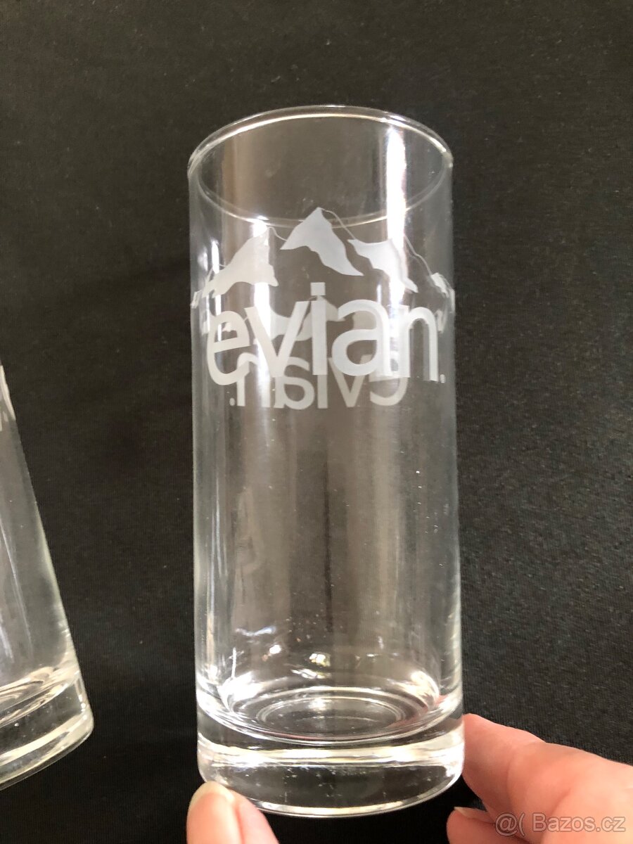 Long sklenice Evian 0,2 l - 4