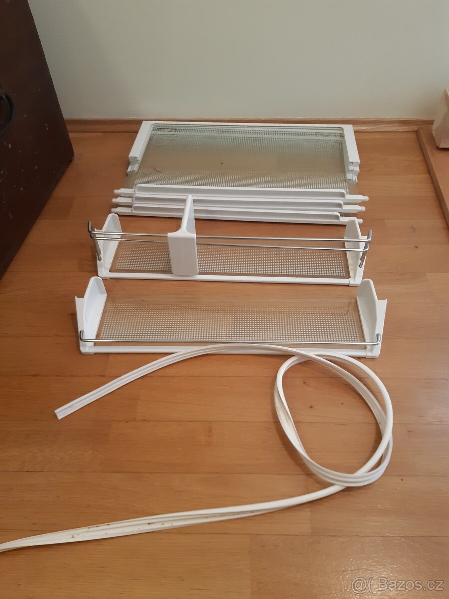 Náhradní police šuplíky - 4