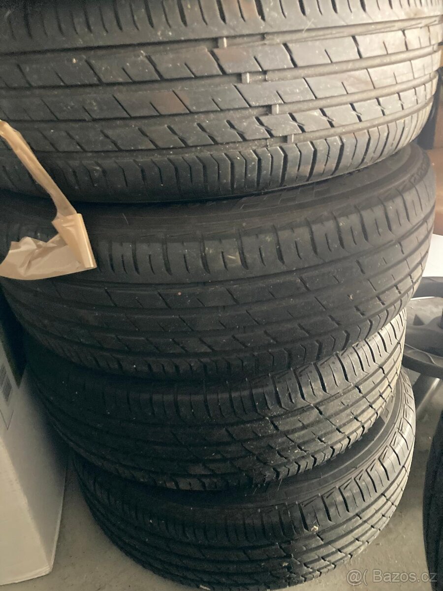 Prodej pneu + disky Škoda Octavia - 4