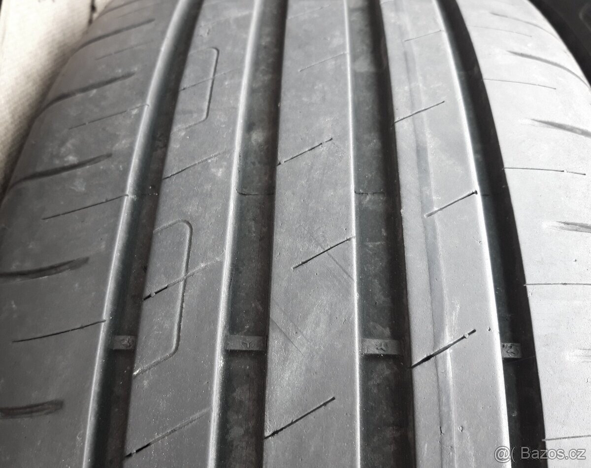 Sada nebo 2ks pěkných letních pneu 205/55 R17: - 4