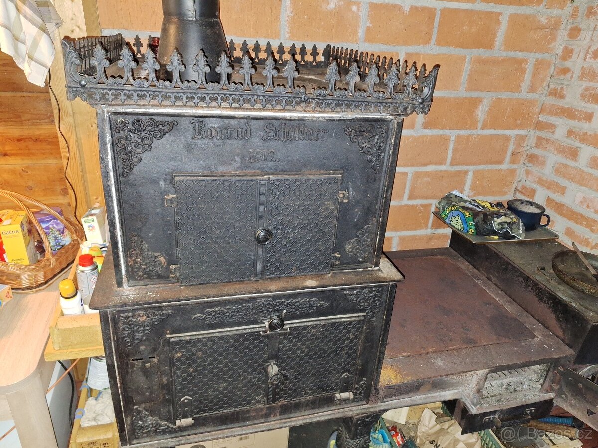 Litinová kamna, funkční. - 4